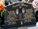 image of grave number 743977